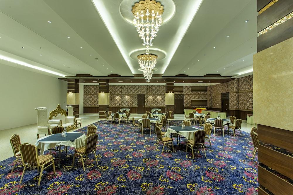 Hotel Abika Elite Ujjain Εξωτερικό φωτογραφία