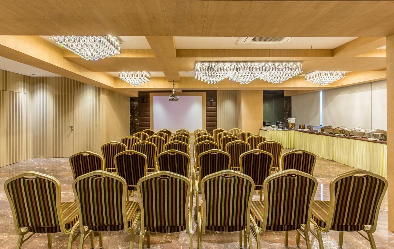 Hotel Abika Elite Ujjain Εξωτερικό φωτογραφία